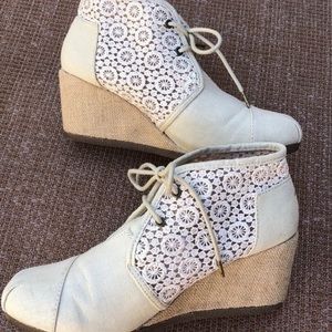 🌼Bobs Wedge Ankle Booties🌼